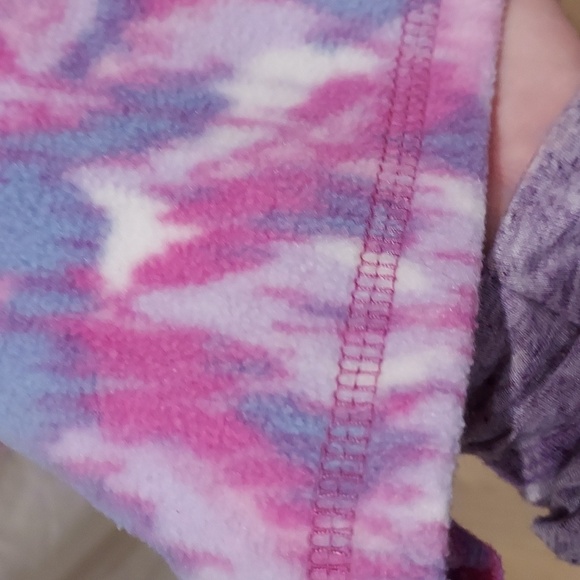 Eddie Bauer Pink and Purple Soft Fleece Long Sleeve Half Zipper Pullover SIze M - Picture 6 of 10